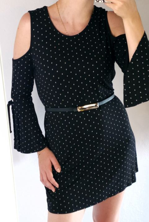 Piekna sukienka, czarna Elegancka Piekna sukienka, czarna Elegancka